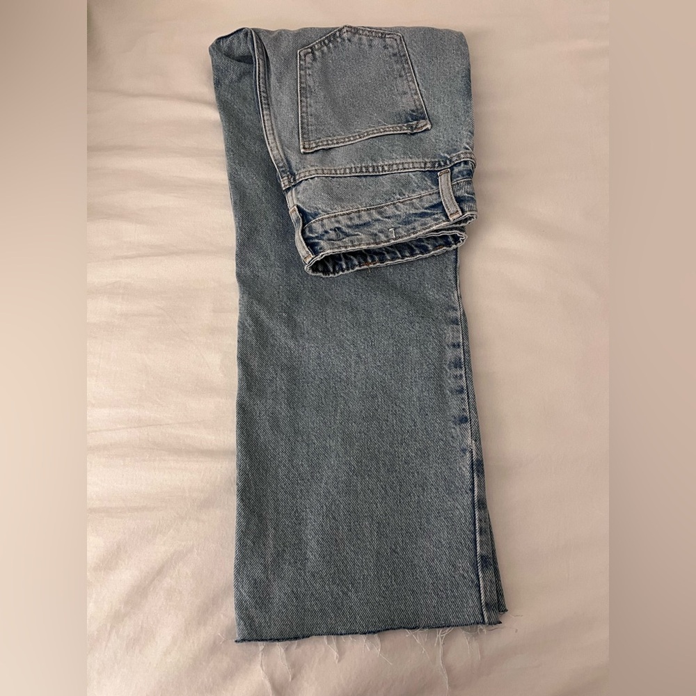Zara High Rise Jeans - Picture 2 of 3
